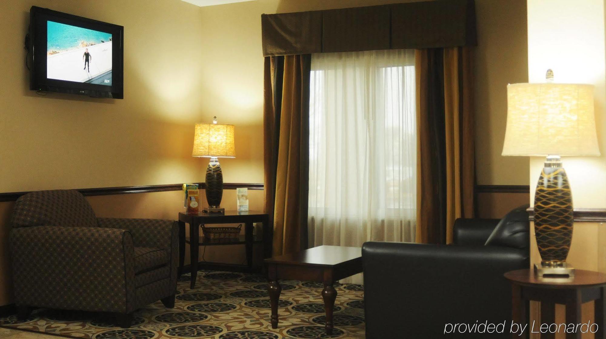 Holiday Inn Express Hotel & Suites Sedalia By Ihg מראה חיצוני תמונה