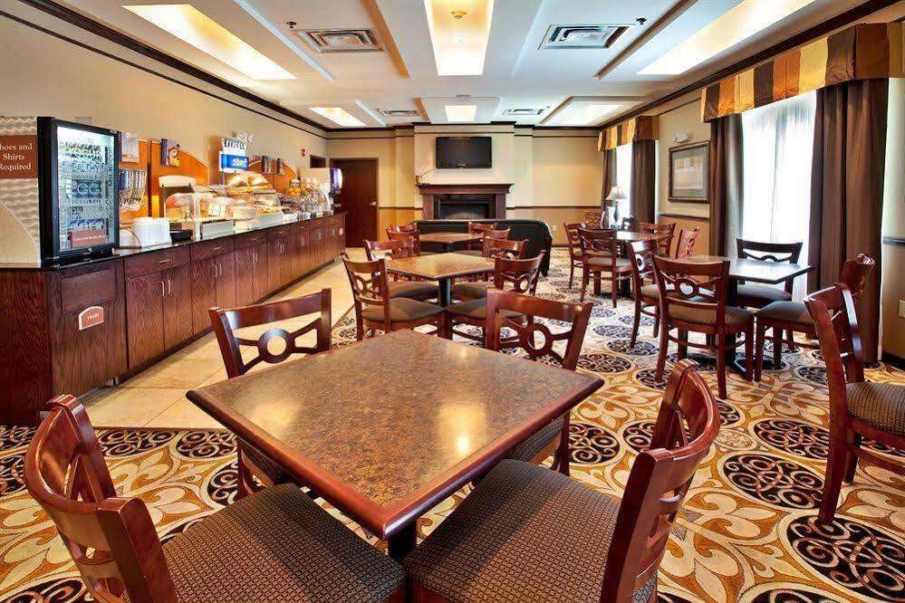 Holiday Inn Express Hotel & Suites Sedalia By Ihg מראה חיצוני תמונה